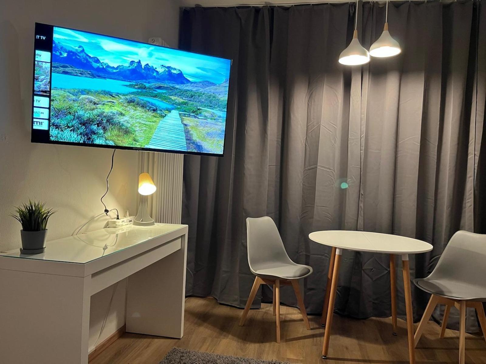 Studio Am Waldschloesschen Mit Kueche Und Netflix Dresden Eksteriør billede